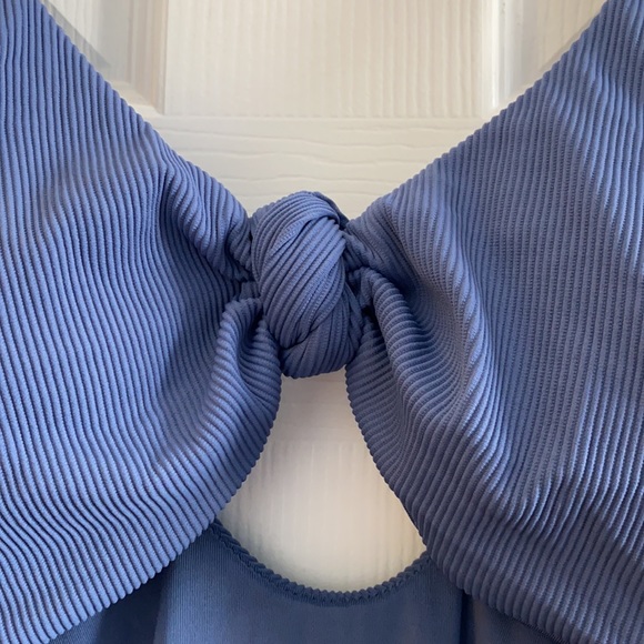 Aerie blue one piece bathing suit with cutout - Picture 3 of 5